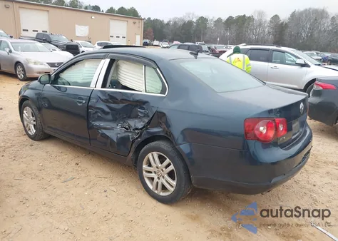 2009 Volkswagen Jetta Tdi from USA, damaged, VIN 3VWRL71K49M036465